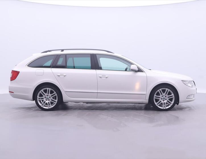 Škoda Superb 8