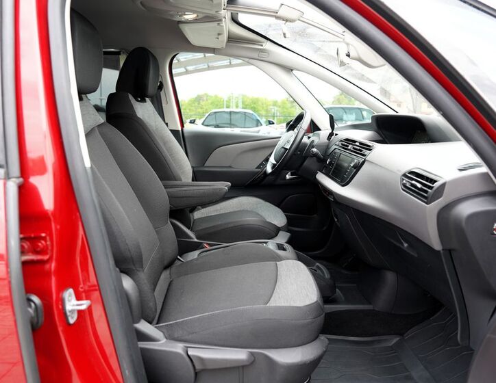 Citroën Grand C4 Picasso 26