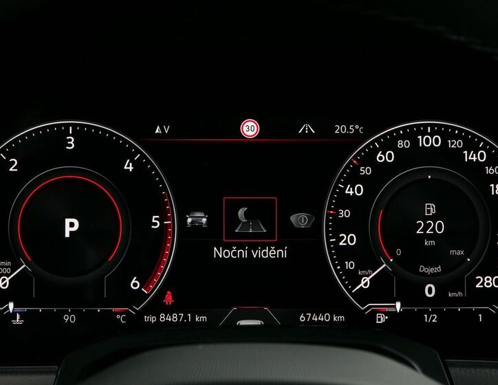 Volkswagen Touareg 38