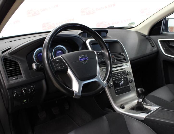 Volvo XC60 10