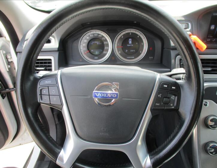 Volvo XC70 14
