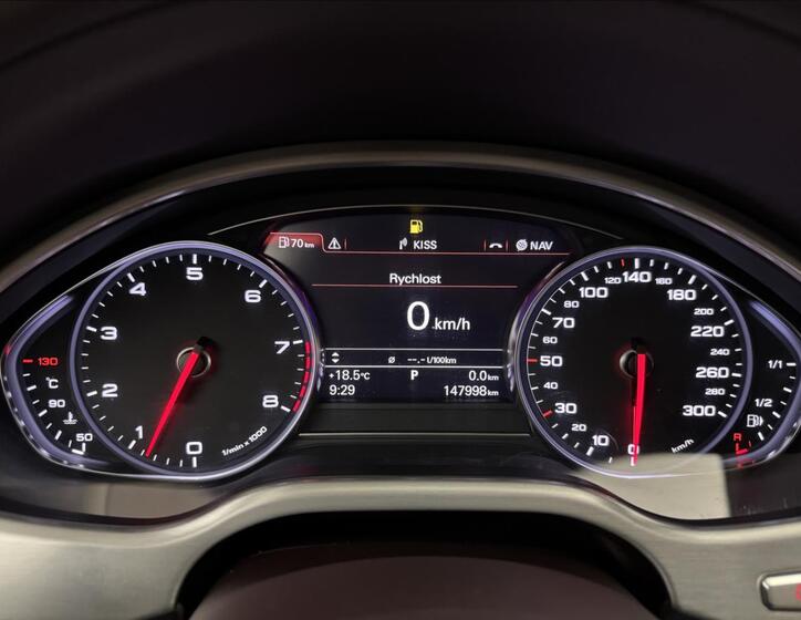 Audi A8 15
