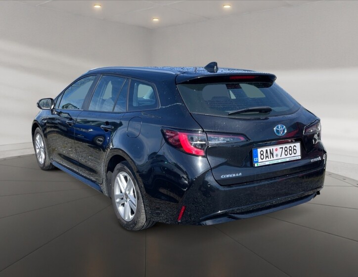 Toyota Corolla 4