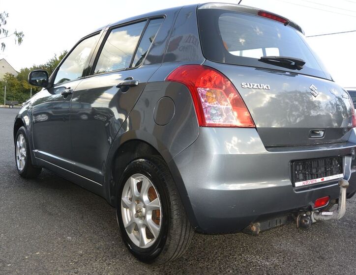 Suzuki Swift 41
