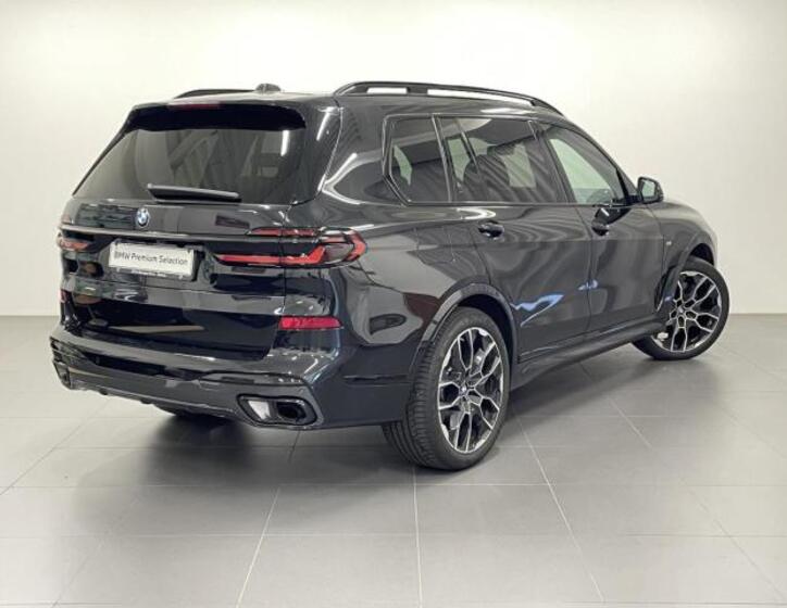 BMW X7 2