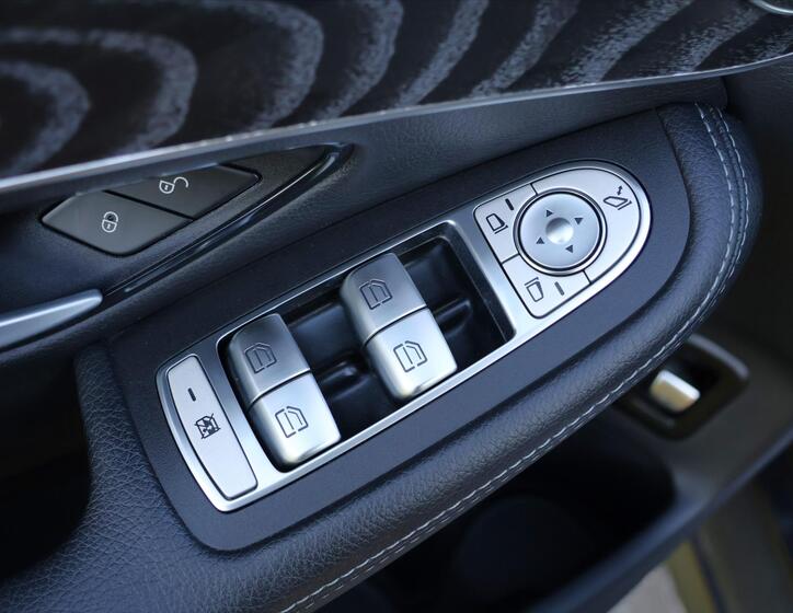 Mercedes-Benz GLC 19