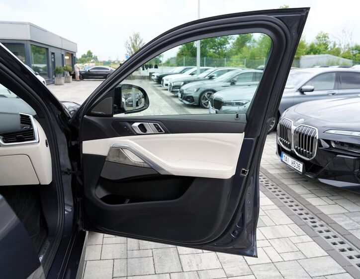 BMW X6 23