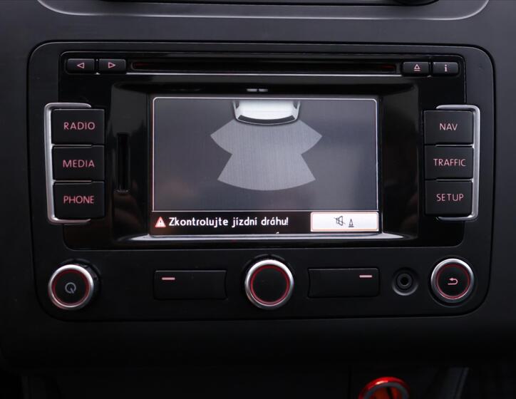 Volkswagen Touran 23