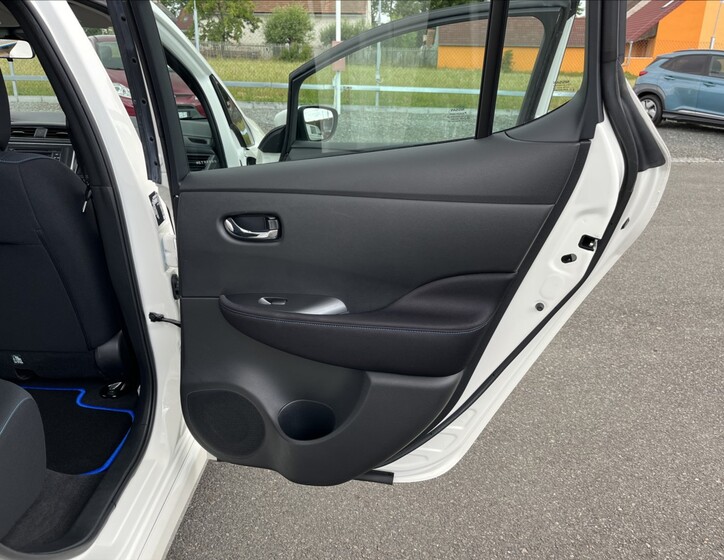 Nissan Leaf 46
