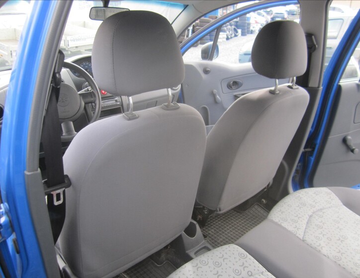 Chevrolet Spark 24