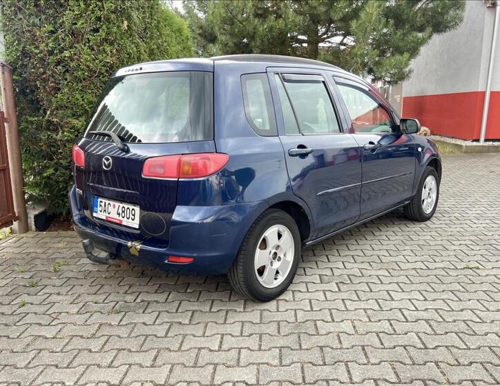 Mazda 2 6