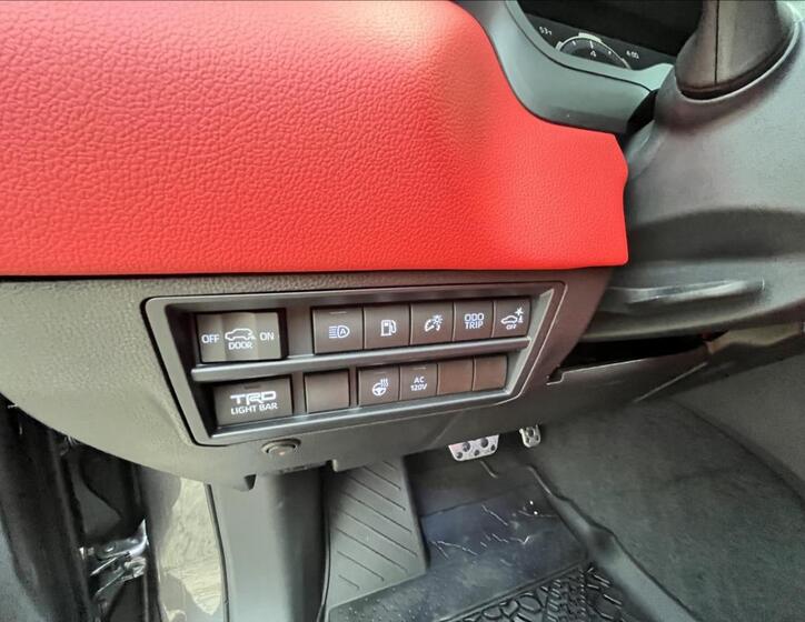 Toyota Sequoia 22