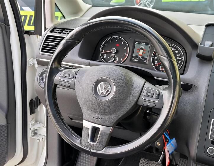 Volkswagen Touran 31