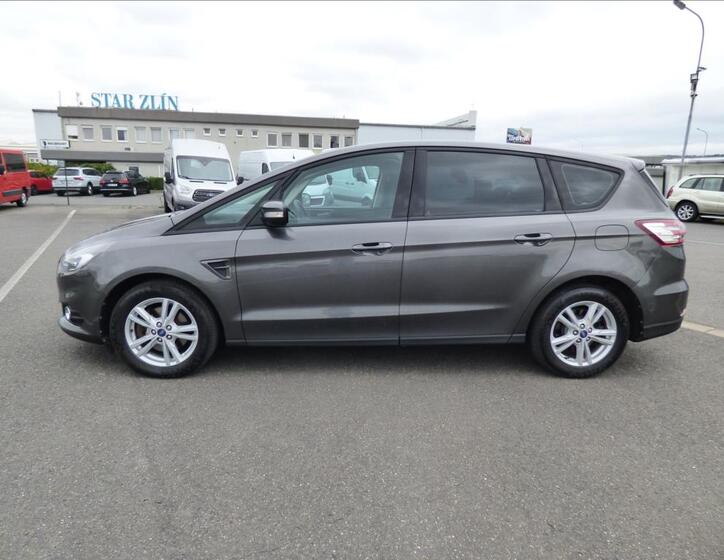 Ford S-MAX 6
