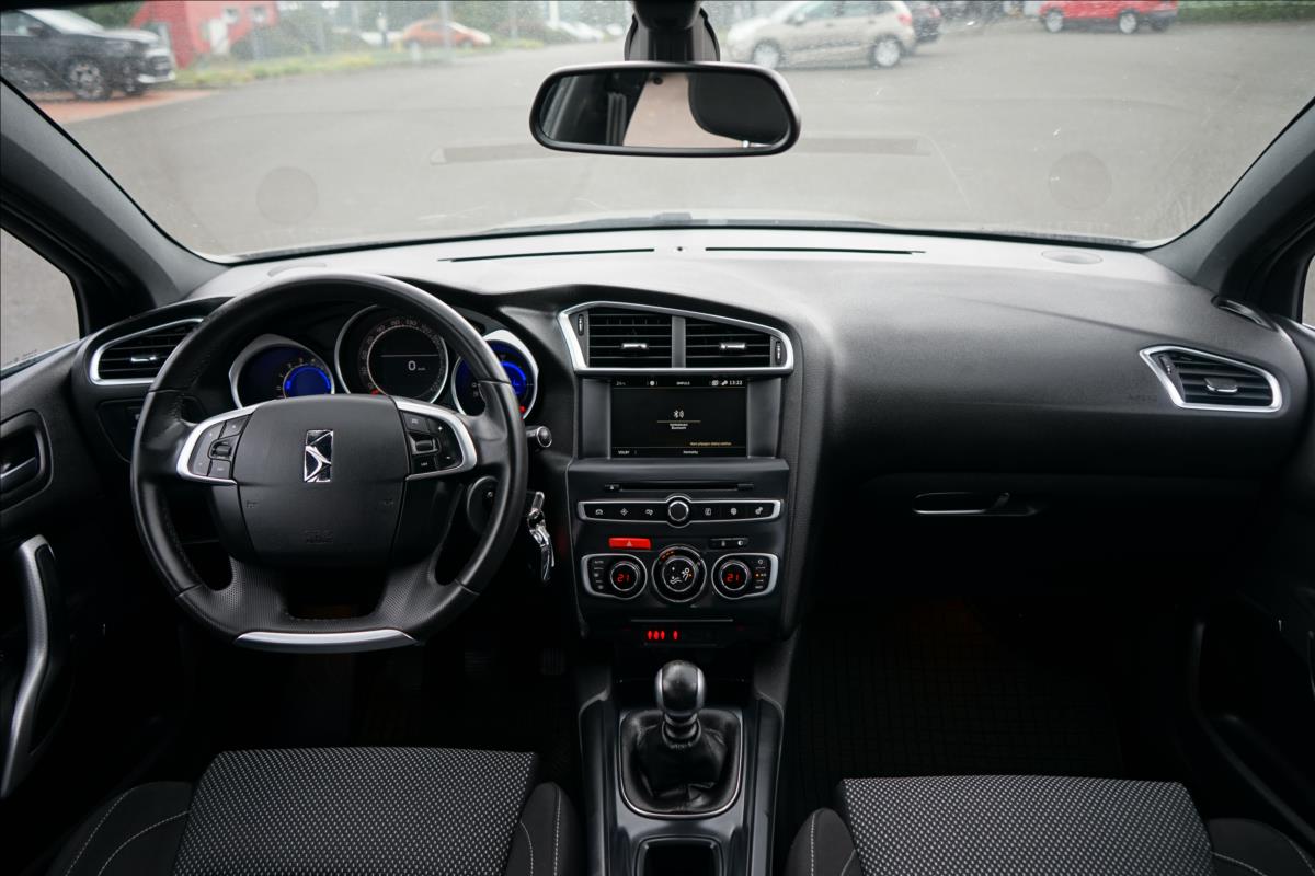 DS Automobiles DS4