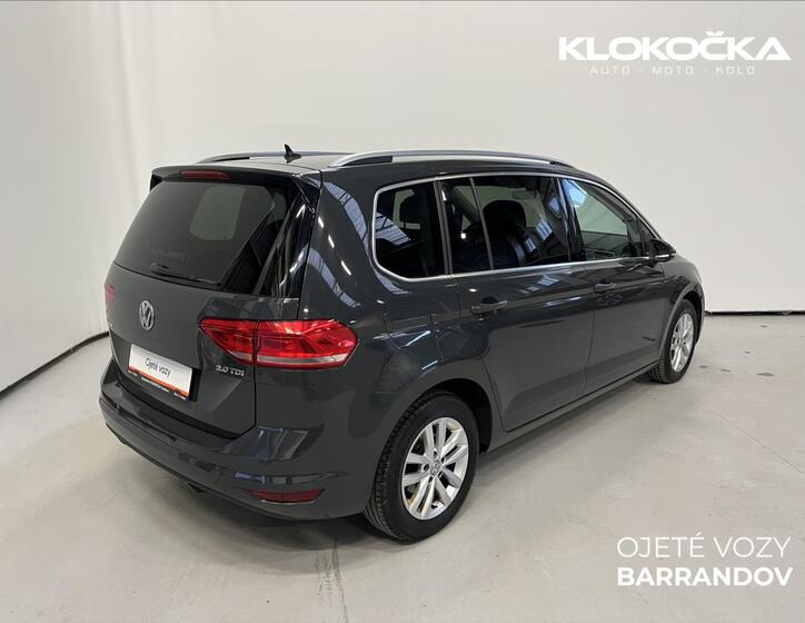 Volkswagen Touran 2