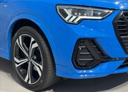 Audi Q3 4