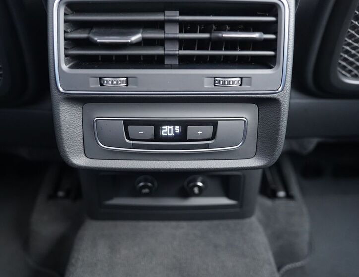 Audi Q7 34