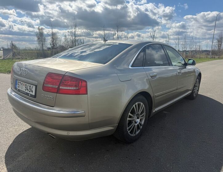 Audi A8 5