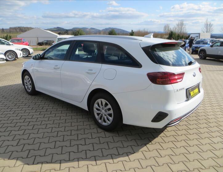 KIA Ceed 5