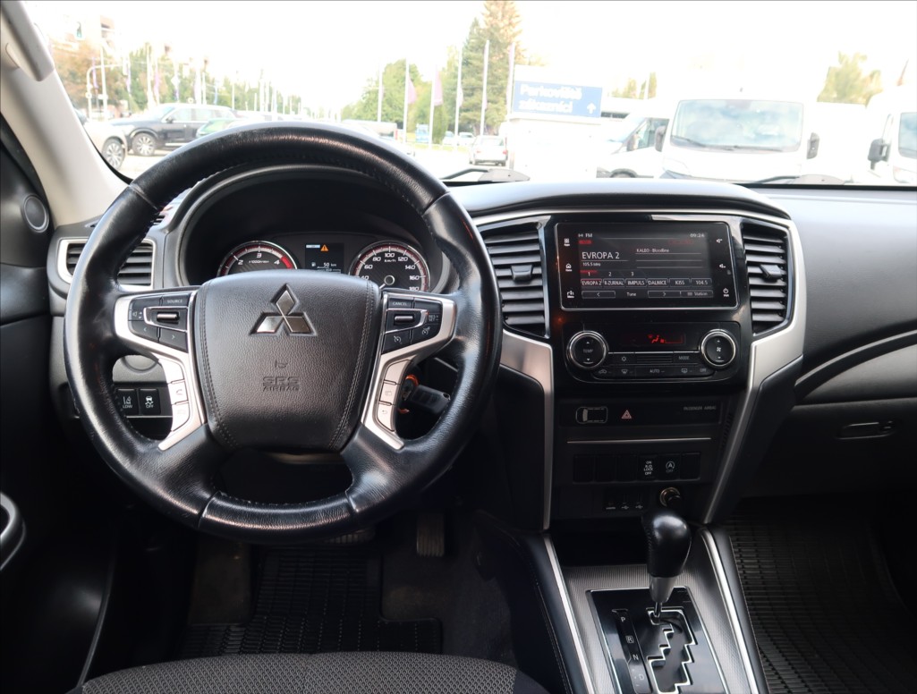Mitsubishi L200