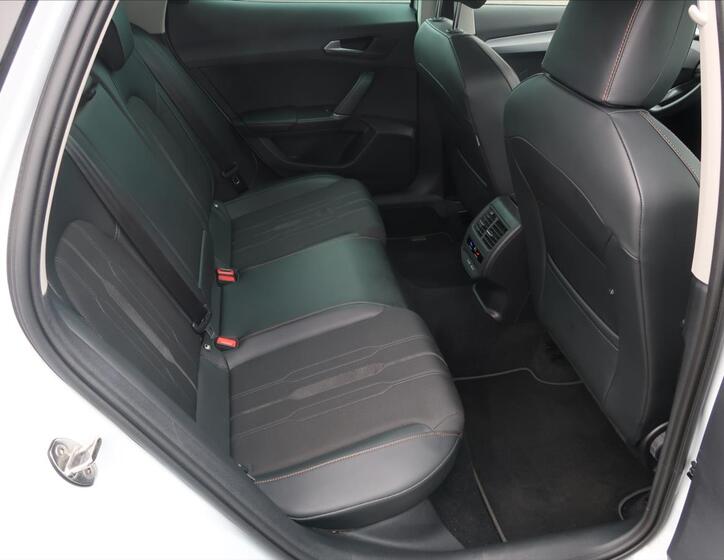 Cupra Formentor 13