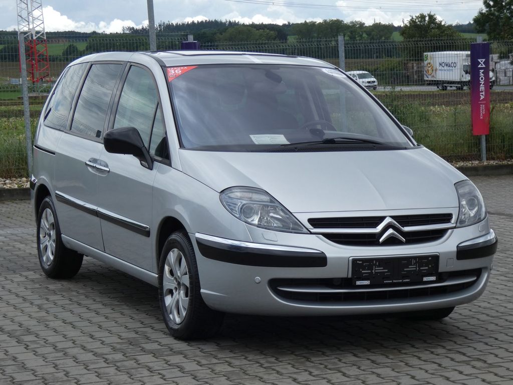 Citroën C8