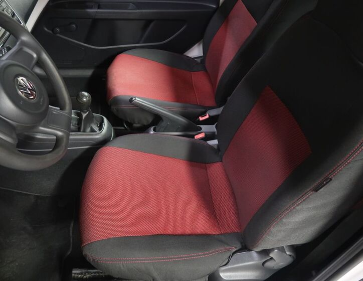 Volkswagen up! 9