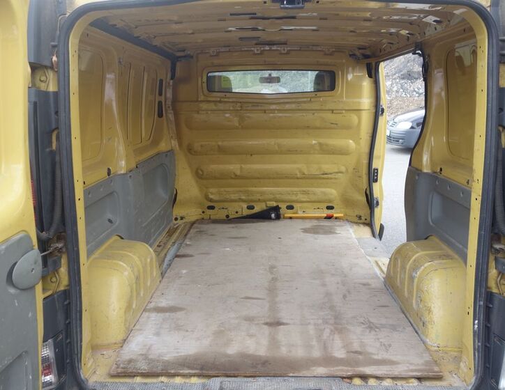 Opel Vivaro 18
