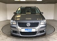 Volkswagen Touran 2
