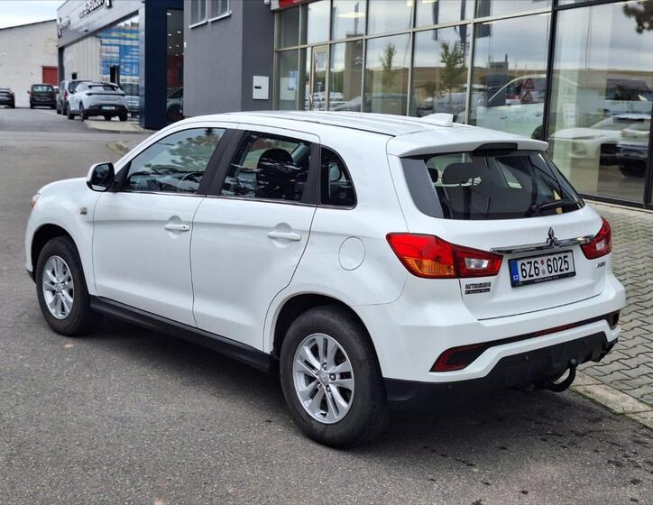 Mitsubishi ASX 4
