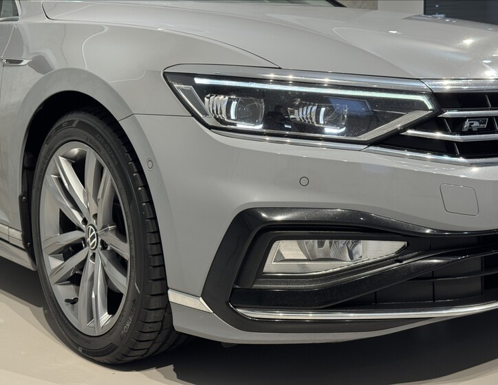 Volkswagen Passat 4