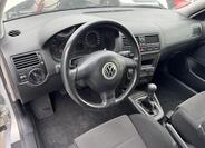 Volkswagen Golf 26