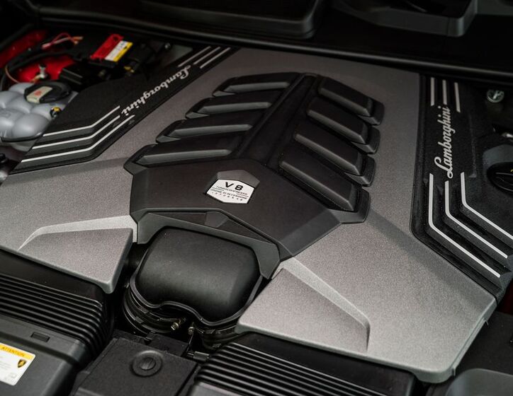 Lamborghini Urus 18
