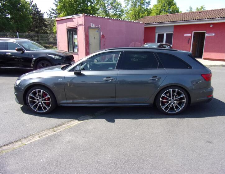 Audi S4 6