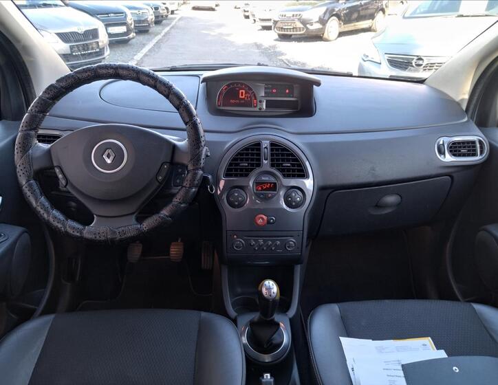 Renault Modus 11