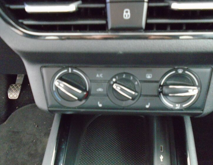 Škoda Scala 9