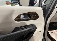 Chrysler Pacifica 7