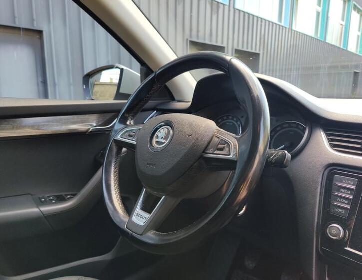 Škoda Octavia 25