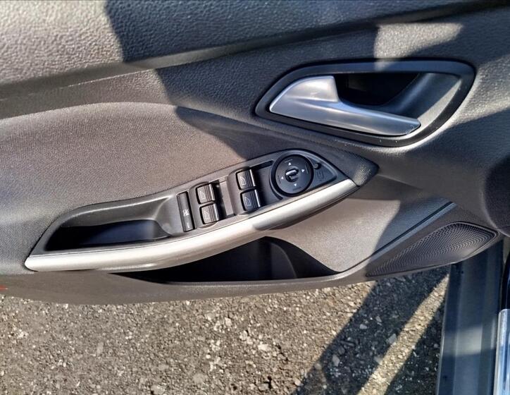 Ford Focus 15