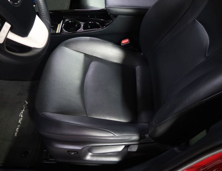 Toyota Prius 9