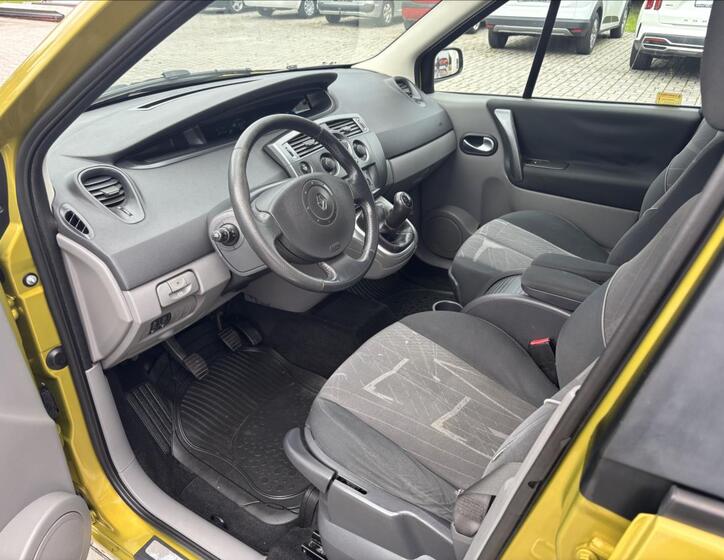 Renault Grand Scénic 10