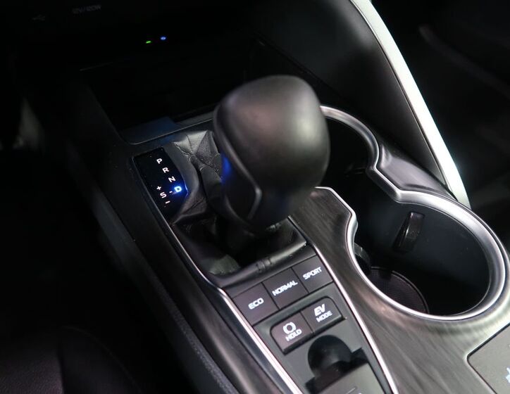 Toyota Camry 29