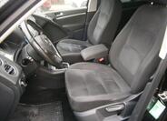 Volkswagen Tiguan 7