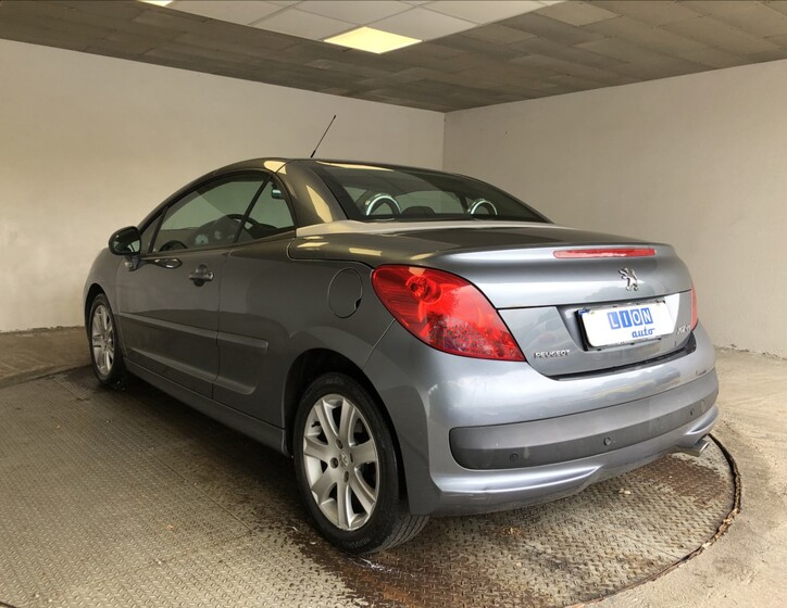 Peugeot 207 5