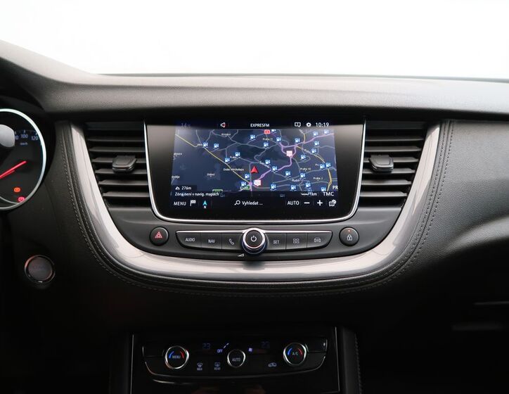 Opel Grandland X 25