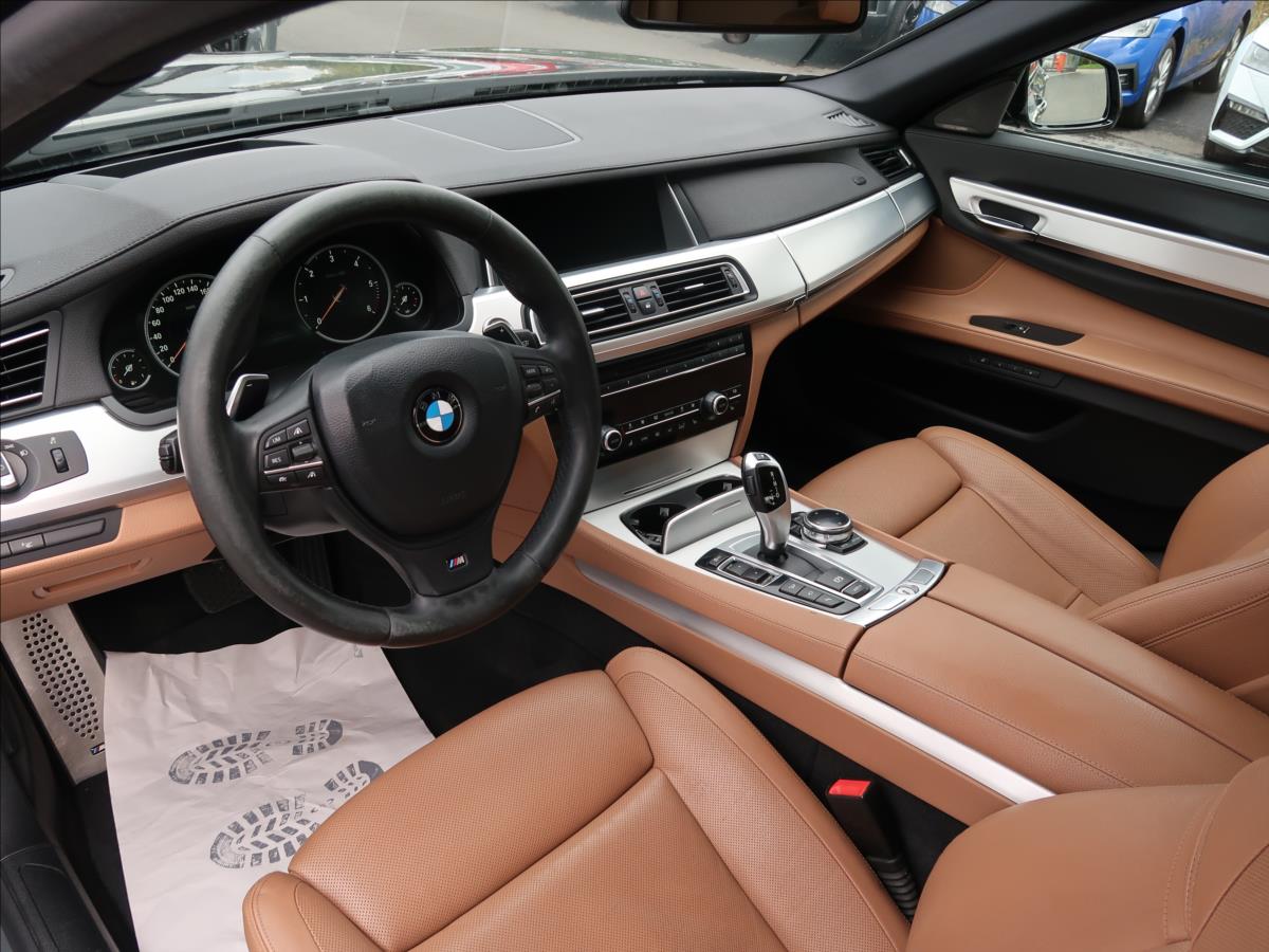 BMW Řada 7