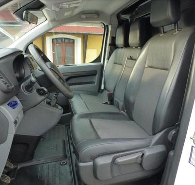 Peugeot Expert 15
