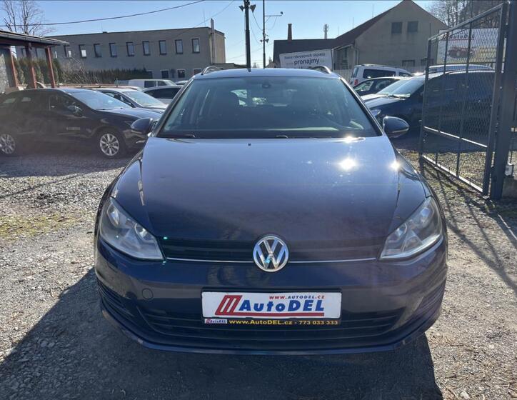 Volkswagen Golf 9