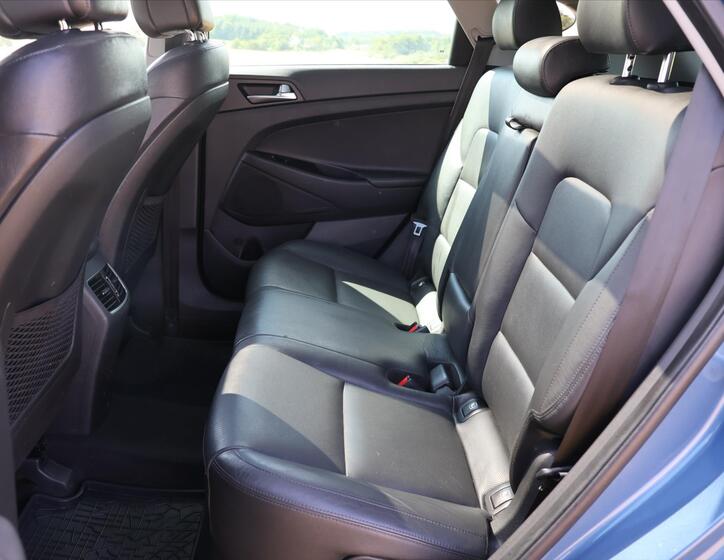 Hyundai Tucson 16